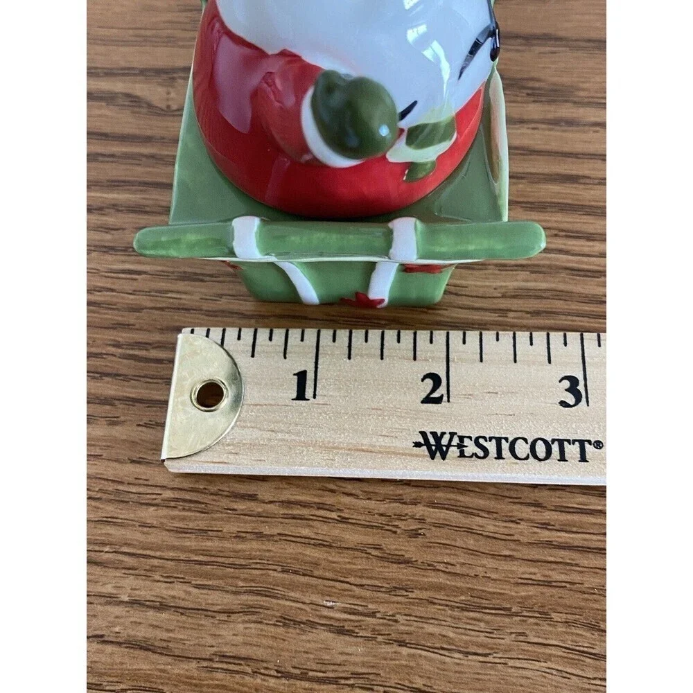 Bella Casa by Ganz 2 Piece Santa on Christmas Gift Salt & Pepper Shakers NIB